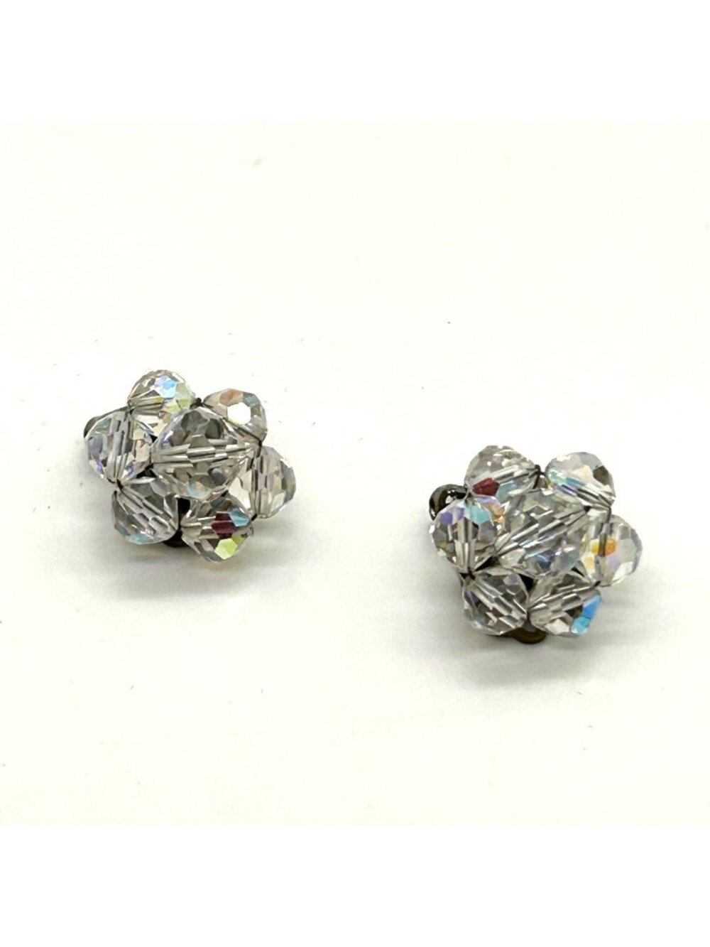 Vintage Aurora Borealis Clip -on Earrings Faceted Beaded Cluster Iridescent 1950